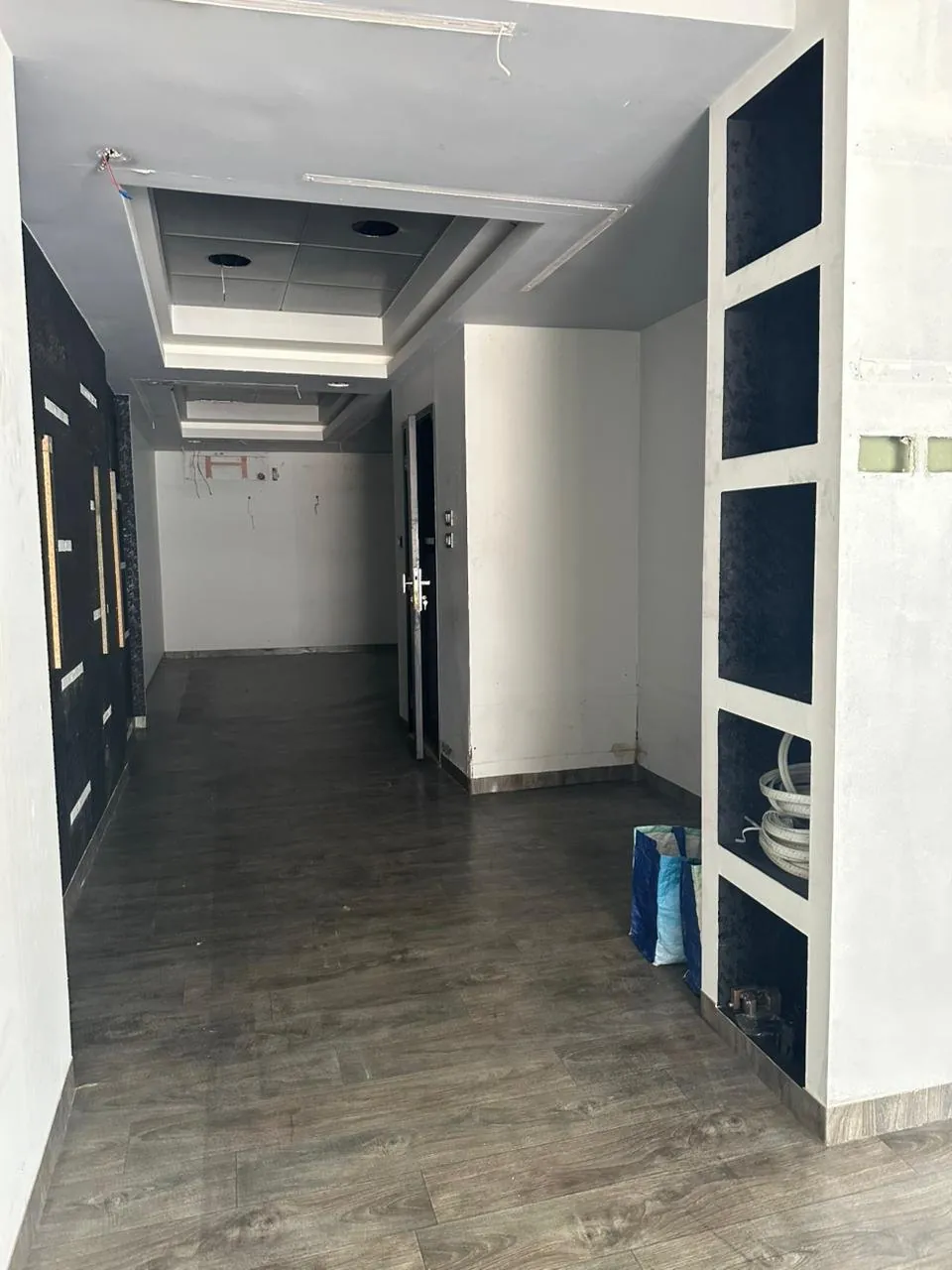 60 SQM Shop for Rent – Zalka — photo 1