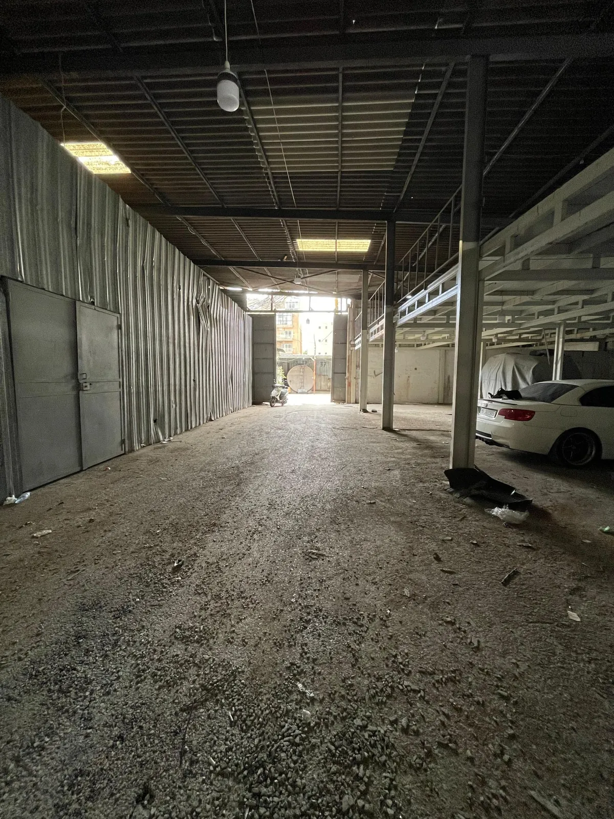 350 SQM Warehouse for Rent – Zalka — photo 1