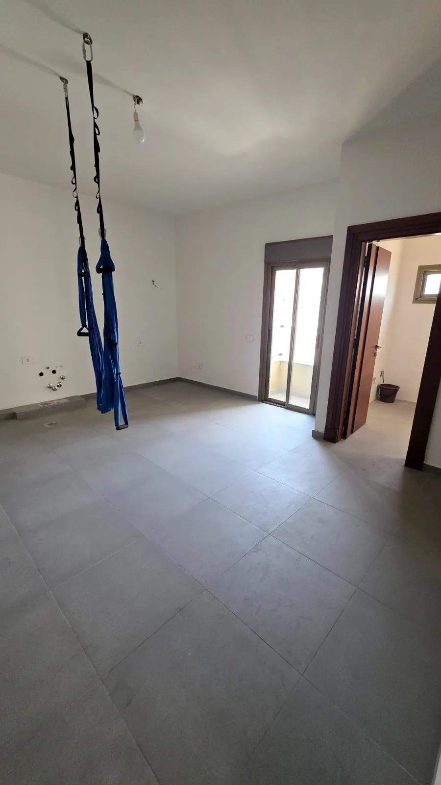 300 SQM Apartment for Sale – Hazmieh — photo 4
