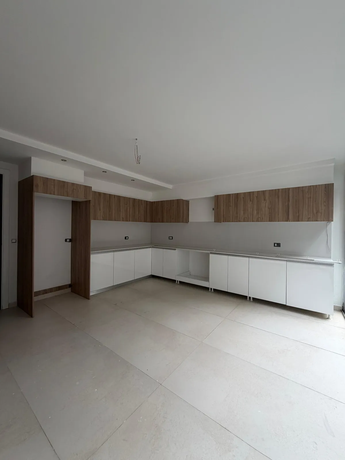415 SQM SQM & 350 Garden – Duplex for Sale – Rabieh