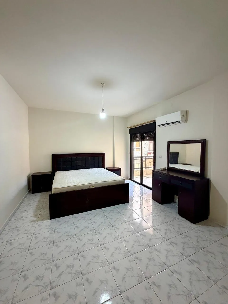 300 SQM Apartment for Rent – Rabieh — الصورة 4