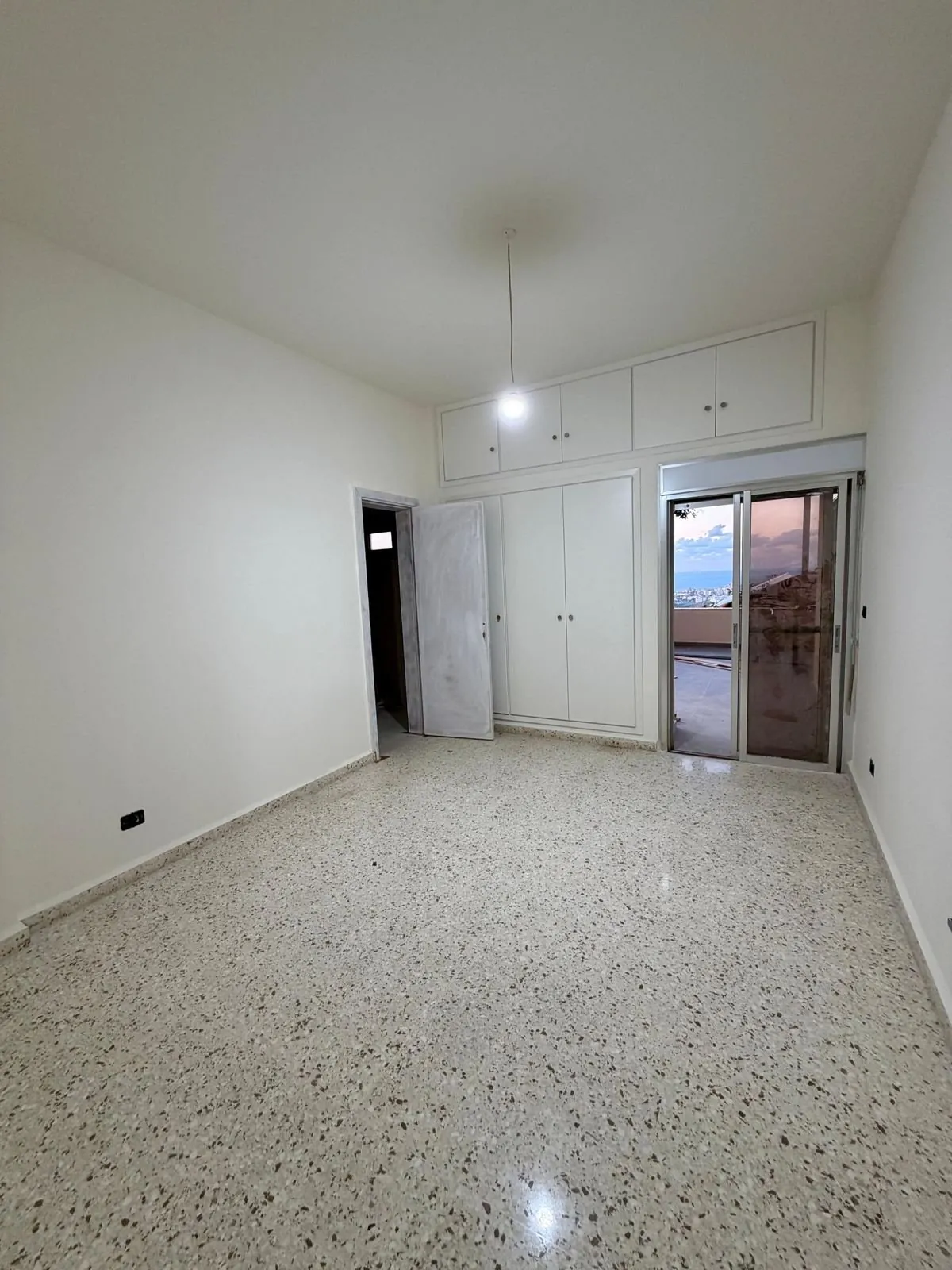 120 SQM & 100 SQM Outdoor – Apartment for Sale – Mazraat Yachouh — photo 2