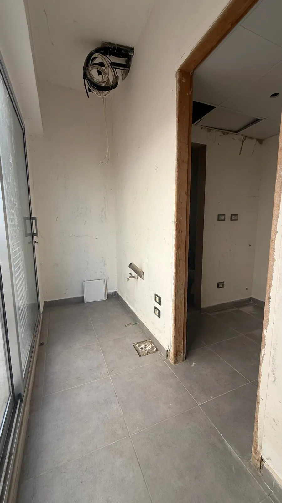 180 SQM & 120 SQM Terrace – Apartment for Sale – Cornet Chehwan — photo 2