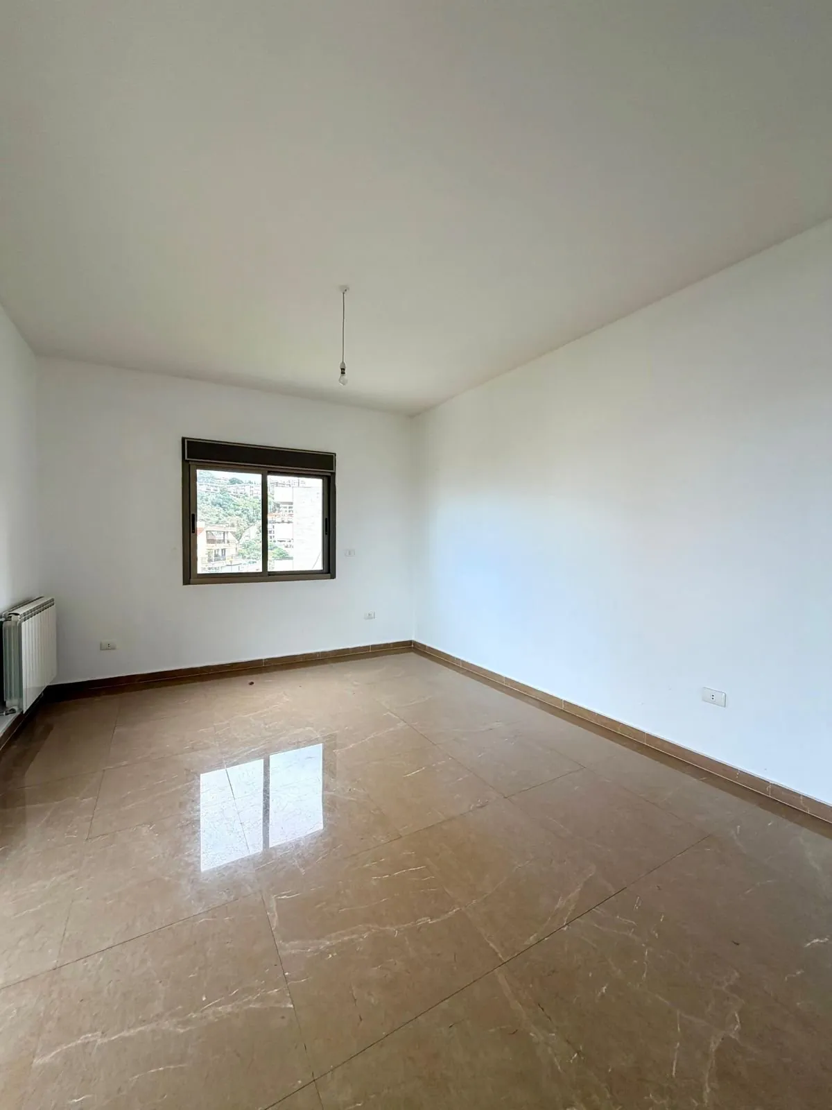 210 SQM Apartment for Sale – Awkar — photo 4