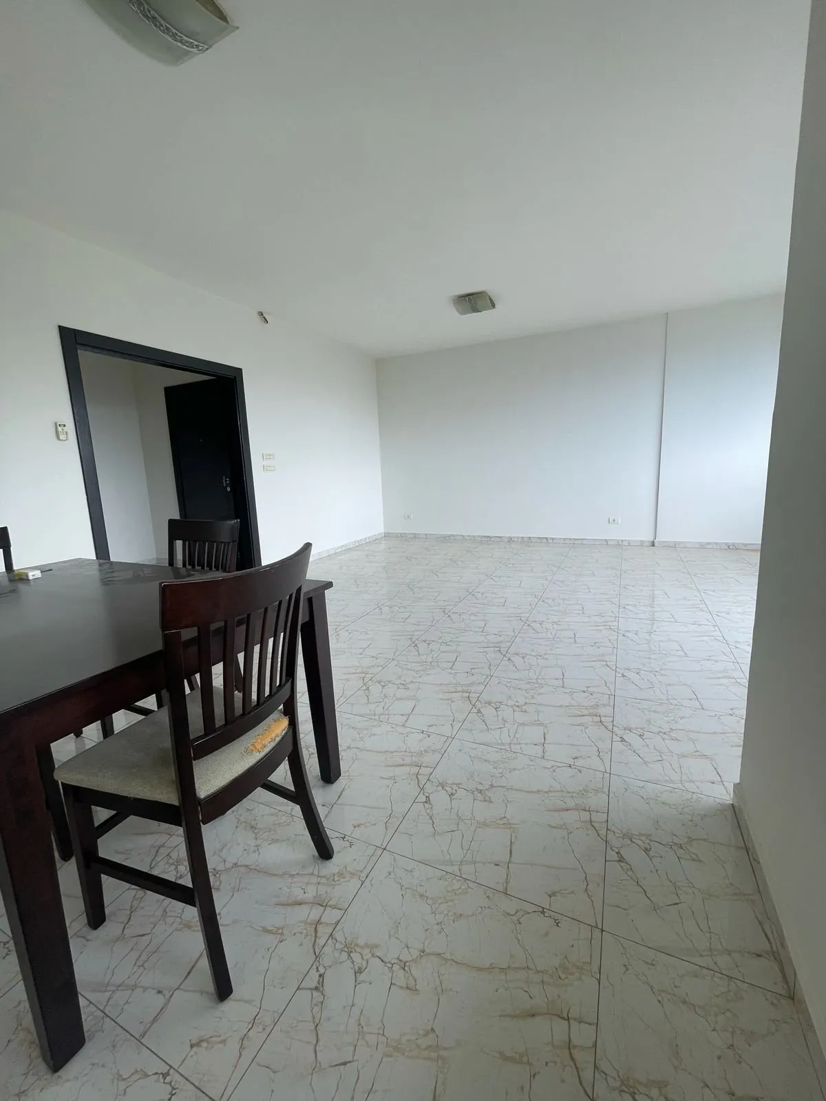150 SQM Apartment for Rent – Antelias Prime Location — الصورة 4