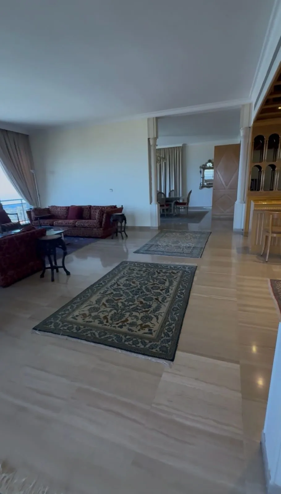 530 SQM Apartment for Rent – Rabieh — الصورة 3