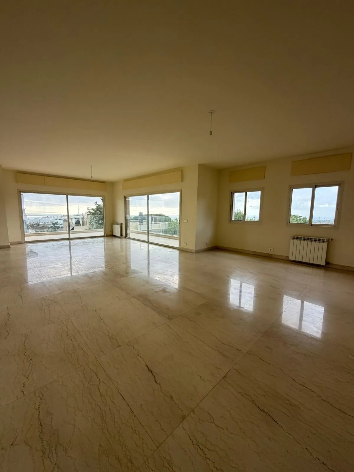 360 SQM Apartment for Sale – Beit El Chaar