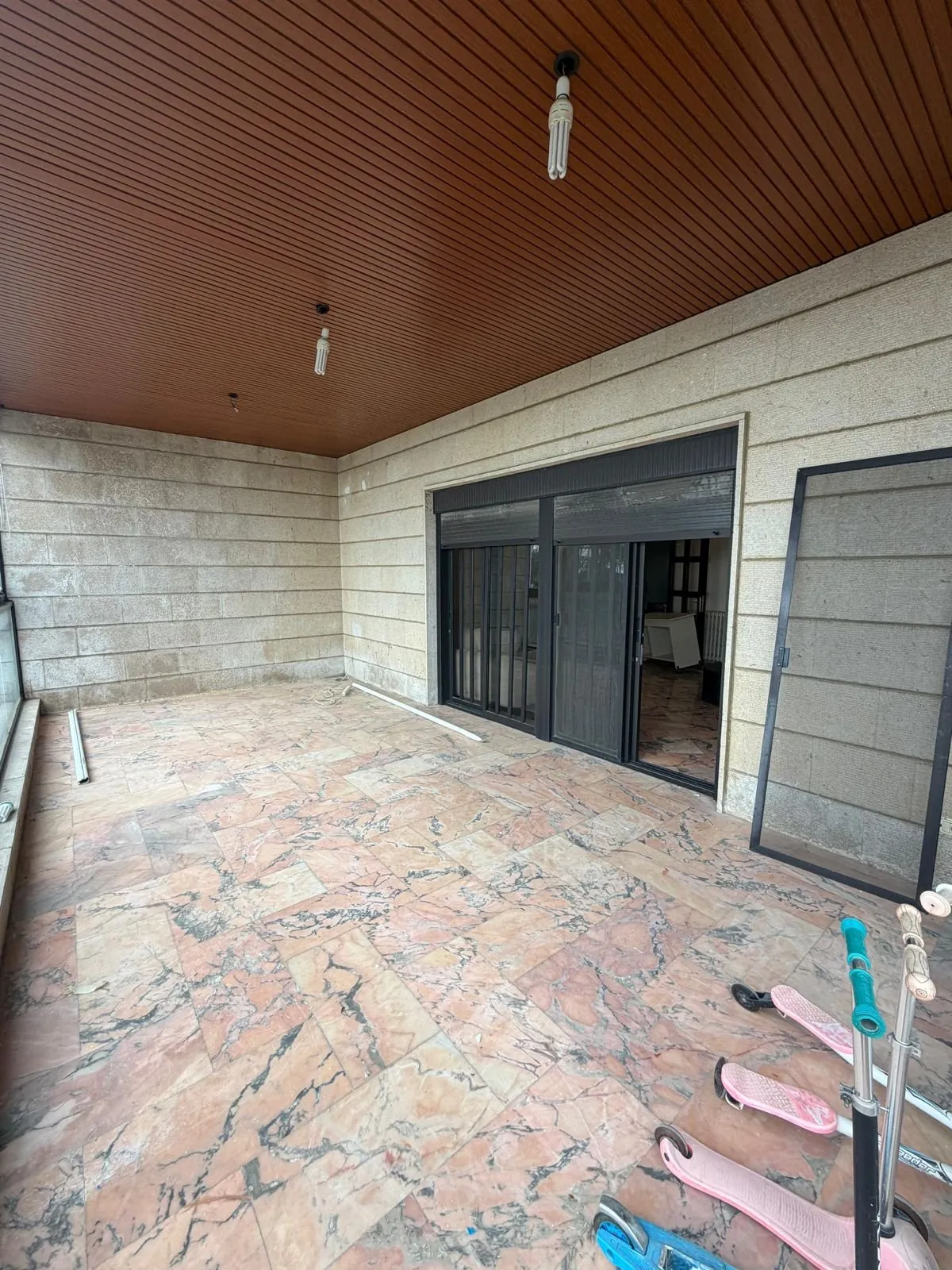 320 SQM & 100 SQM Terrace – Apartment for Sale – Cornet El Hamra — photo 2