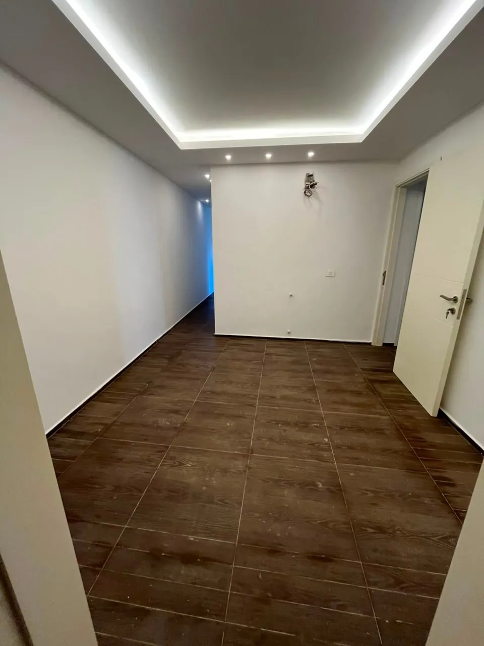 225 SQM & 120 SQM Garden – Apartment for Sale – Ain Najem — photo 3