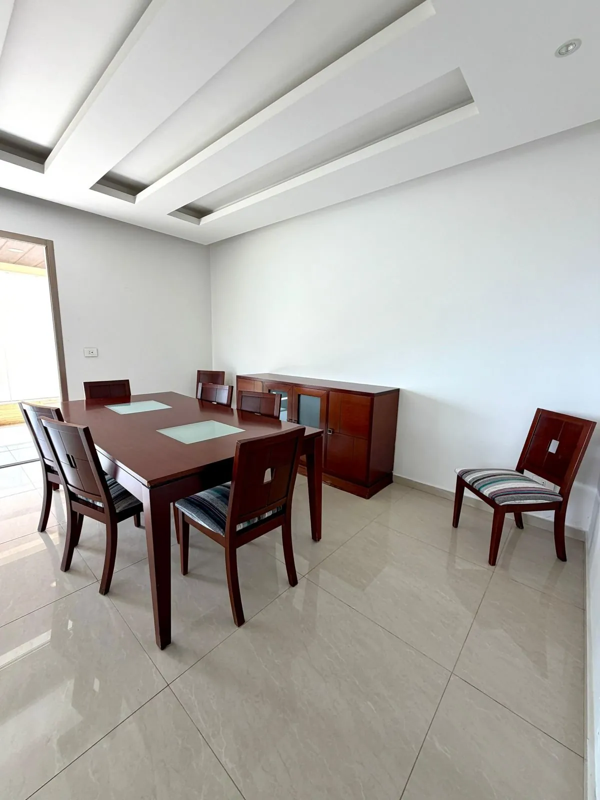 175 SQM Apartment for Rent- Dbayeh — الصورة 4