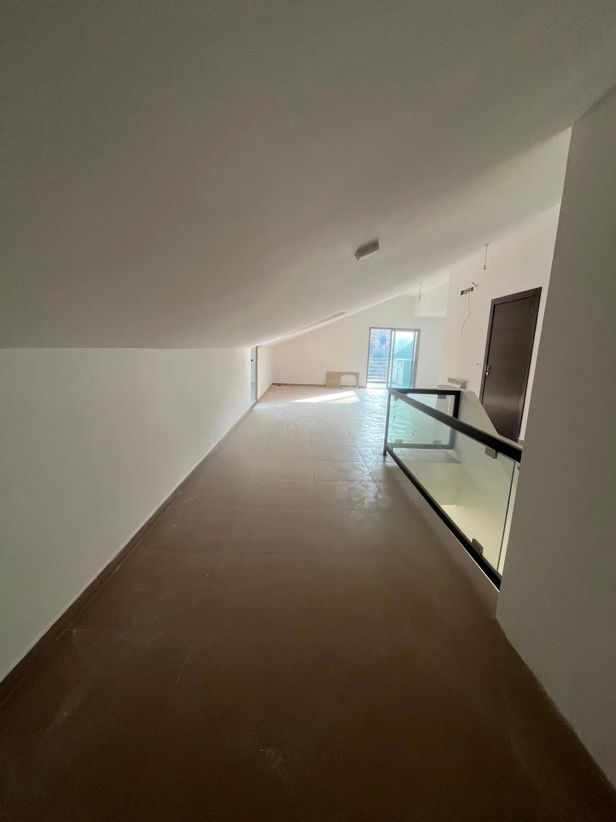 262 SQM Duplex for Rent – Mansourieh — الصورة 3