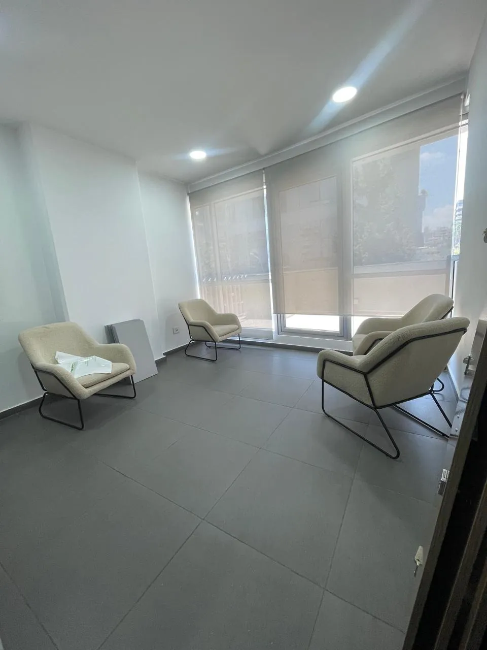90 SQM Office for Sale – Horch Tabet Prime Location