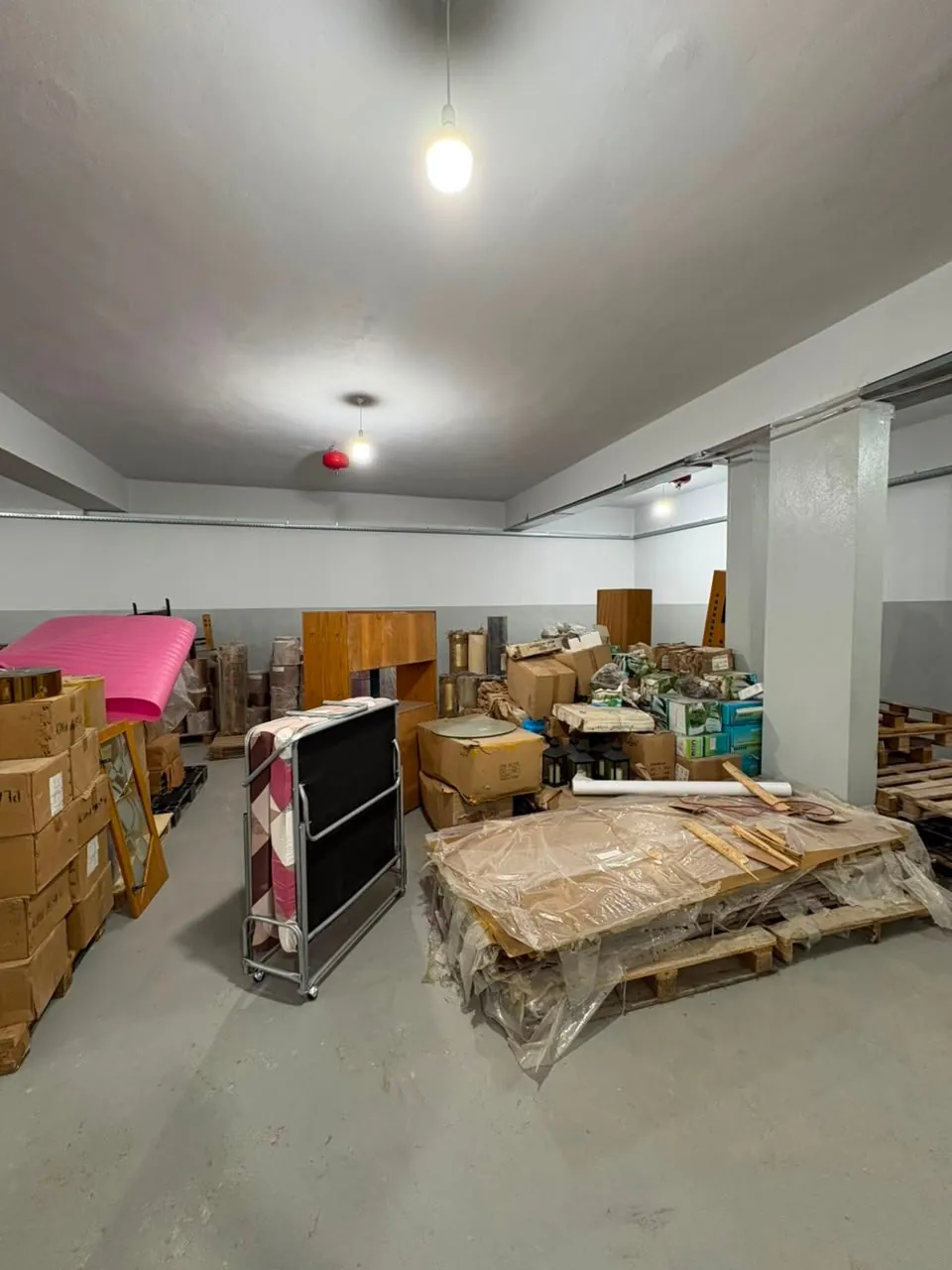 400 SQM Warehouse for Sale – Zalka Prime Location