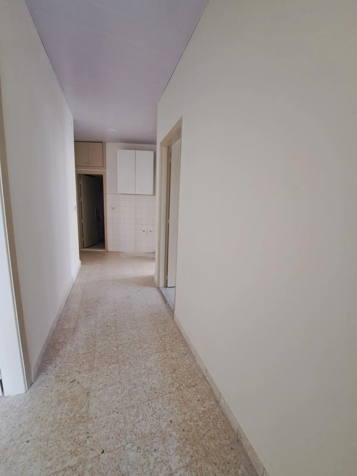 140 SQM Apartment for Rent – Sin El Fil / Horch Tabet — الصورة 5