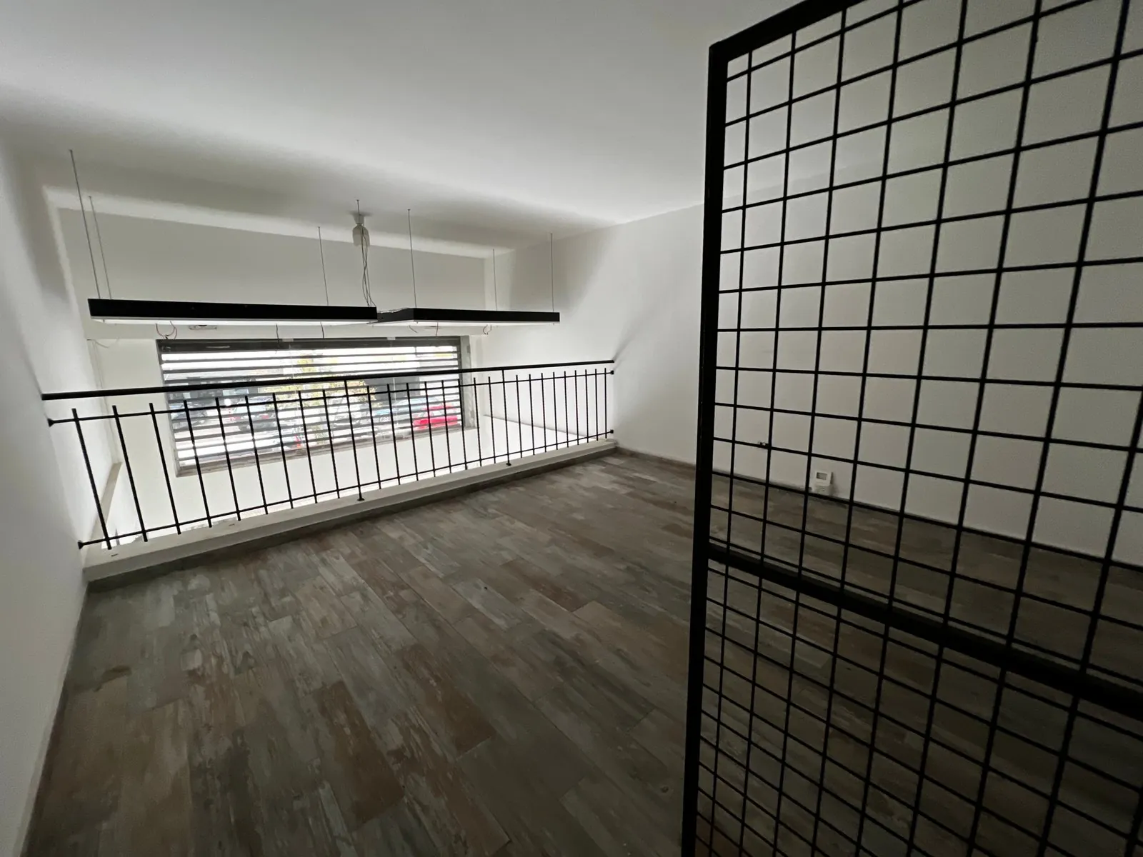 2,000 SQM Showroom for Rent – Dawra Highway — photo 3