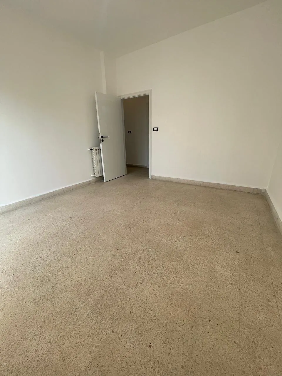 110 SQM Apartment for Rent – Antelias — photo 3