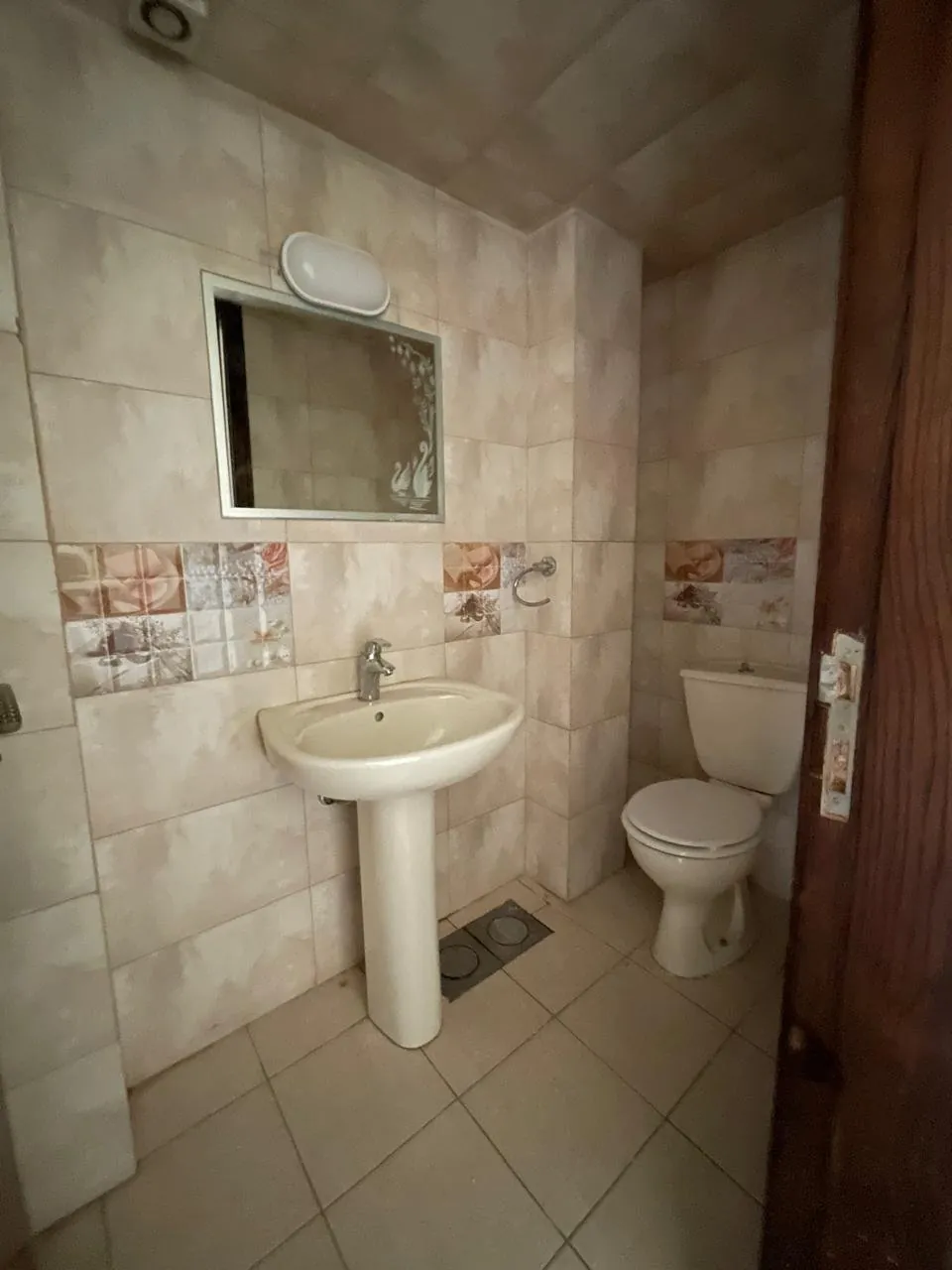 165 SQM Apartment for Rent – Jal El Dib Prime location — الصورة 4