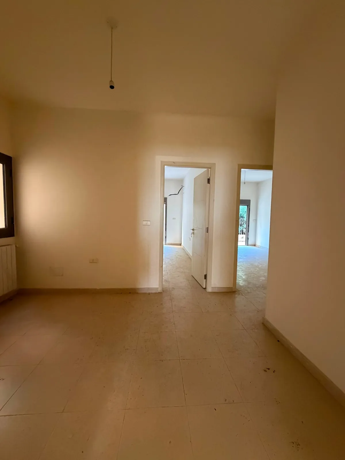 250 SQM & 86 SQM Terrace – Apartment for Rent – Dik El Mehdi — الصورة 4