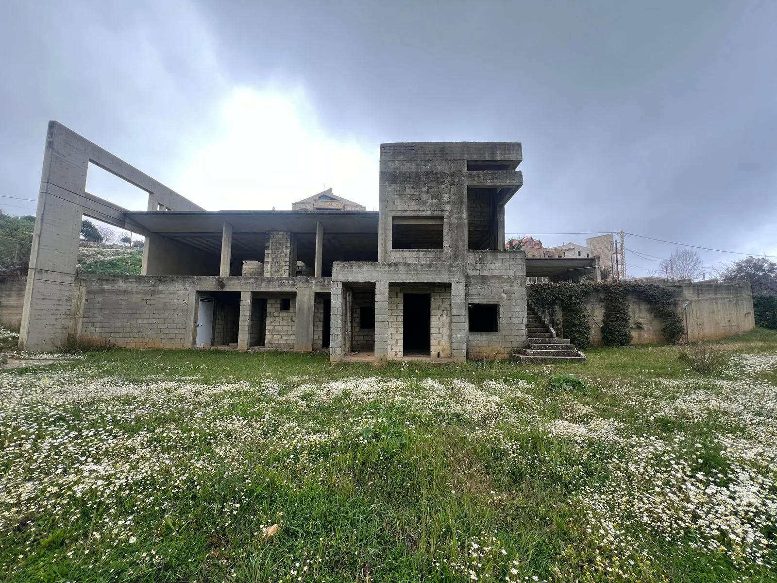 Villa for sale in Ain Al Jdide, Lebanon — الصورة 4