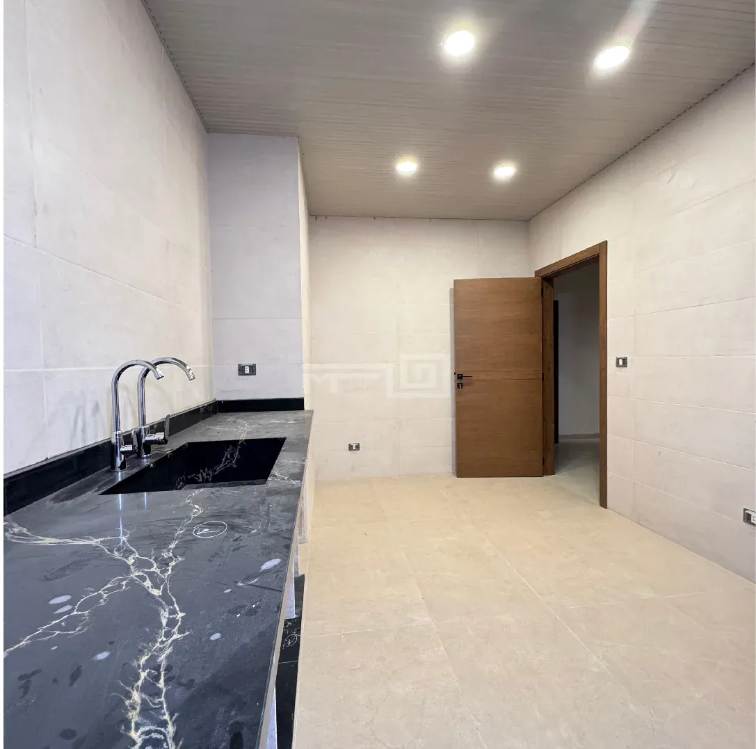 Brand New Apartment For Sale in Dbayeh — الصورة 2