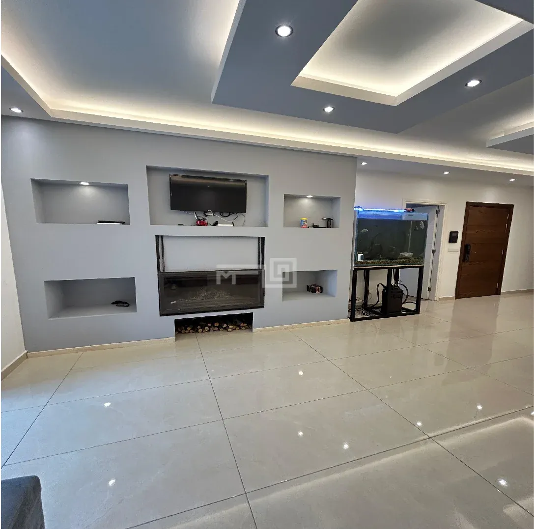 Modern Apartment For Sale in Ajaltoun — الصورة 3