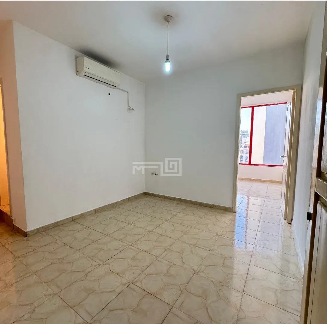 Office For Sale in Baouchrieh — الصورة 3