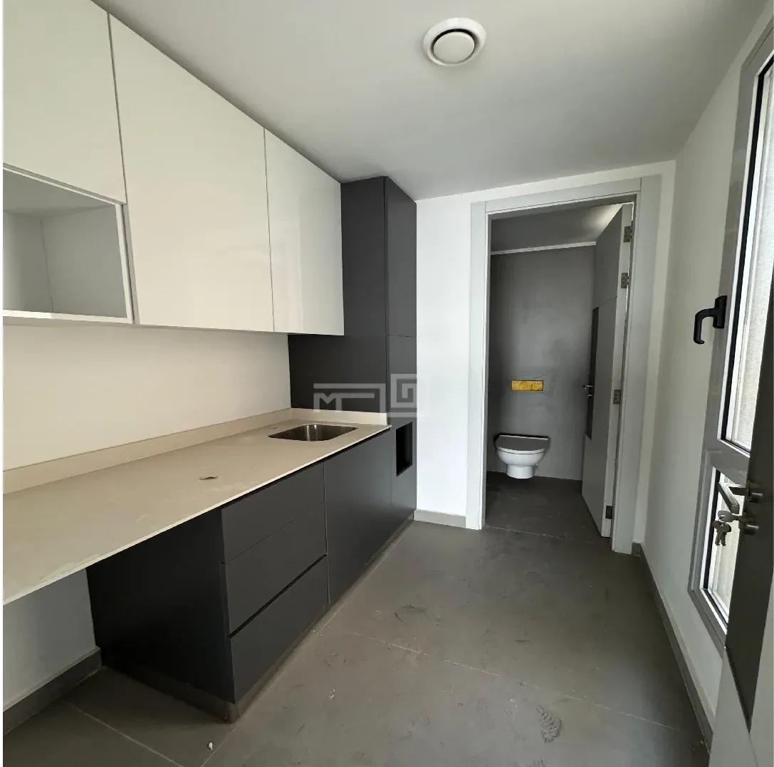 Luxury Office For Sale in Naccache — الصورة 3