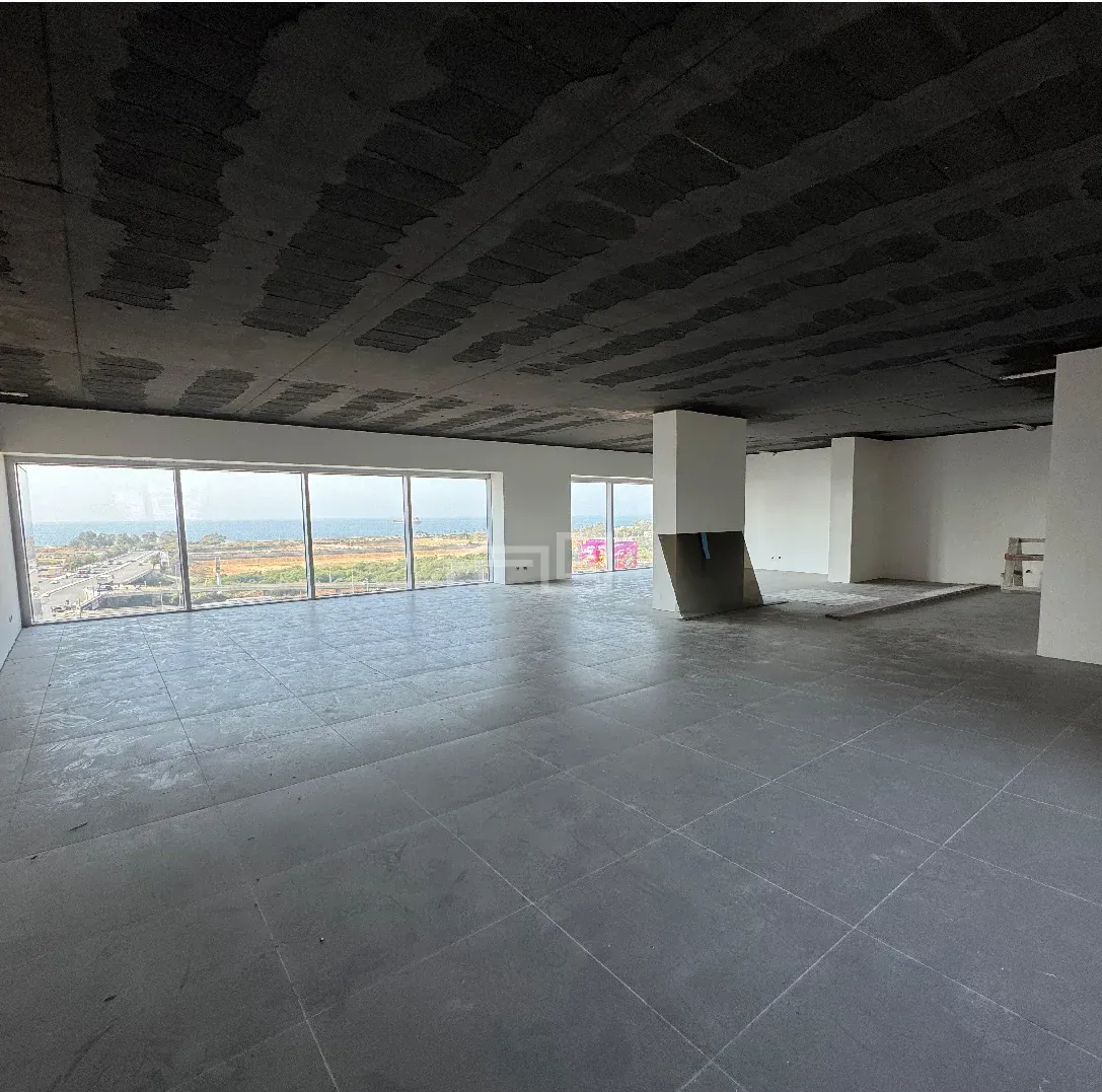 Luxury Office For Sale in Naccache — الصورة 5