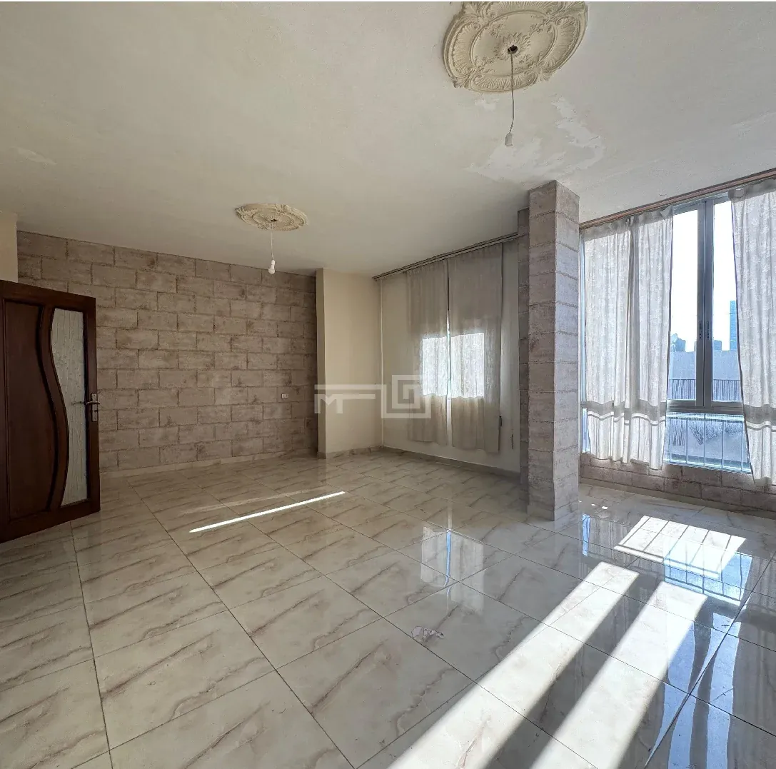 Prime Apartment For Sale in Dekweneh — الصورة 4