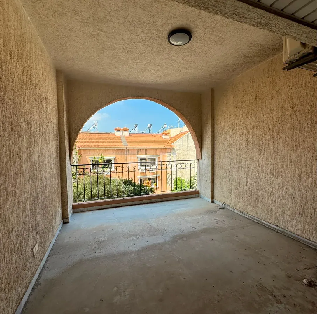Spacious Apartment For Sale in Bkennaya