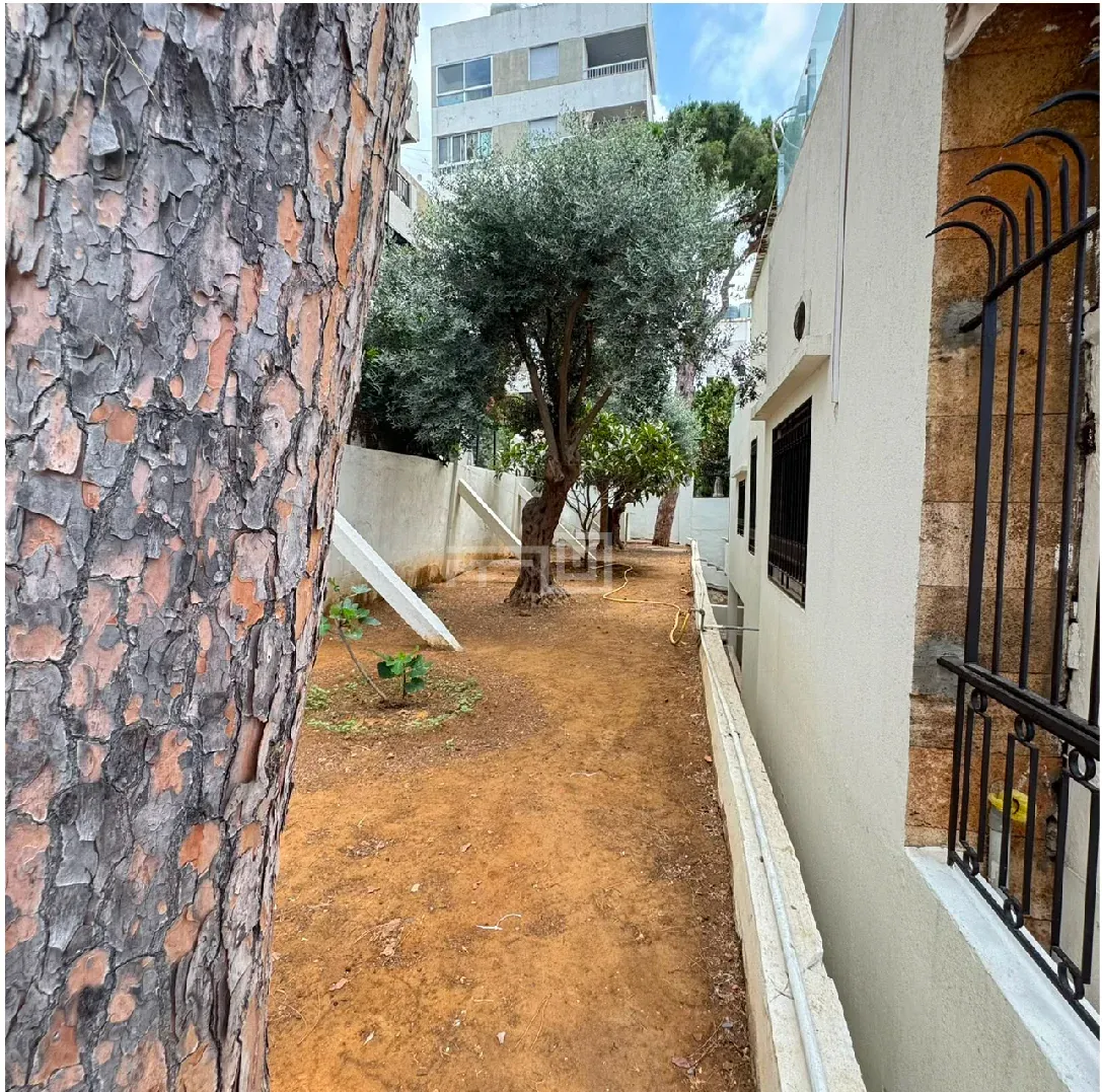Standalone House For Rent in Naccache — الصورة 2
