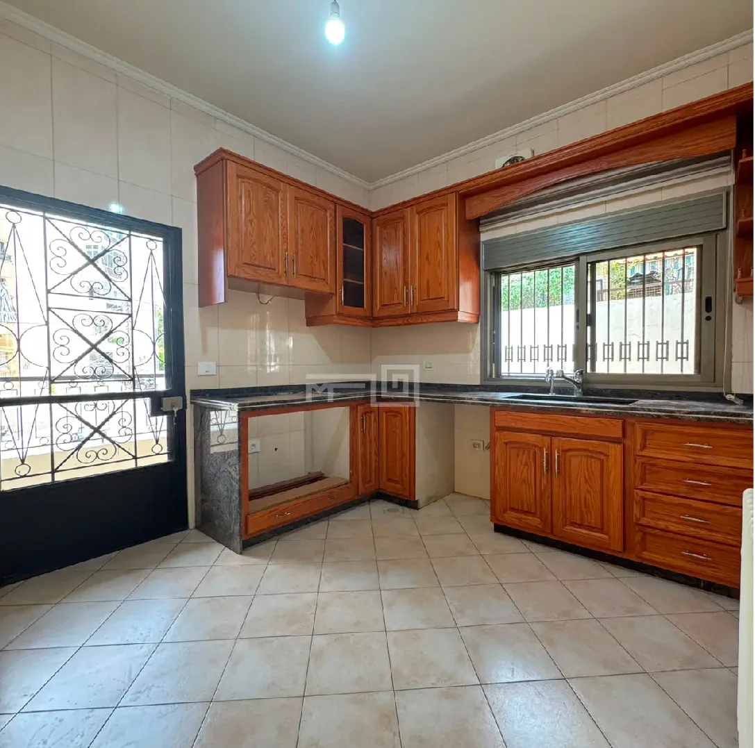 Standalone House For Rent in Naccache — الصورة 5