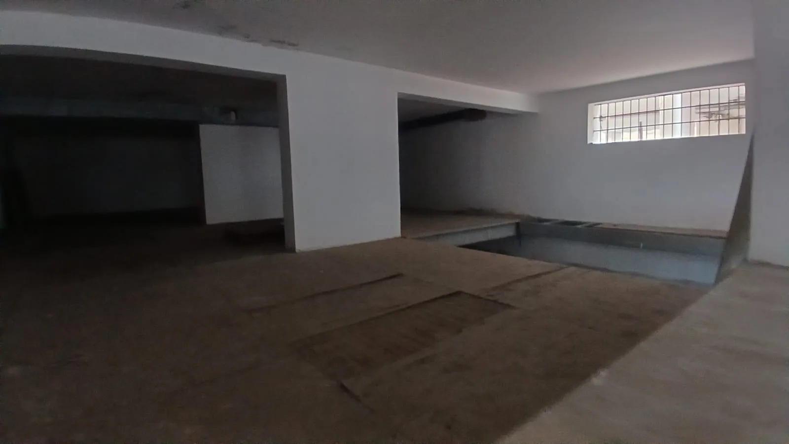 Shop for Sale in Dekwaneh — الصورة 3