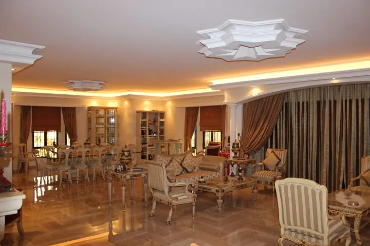 Villa for Sale in Qornet Chehouane