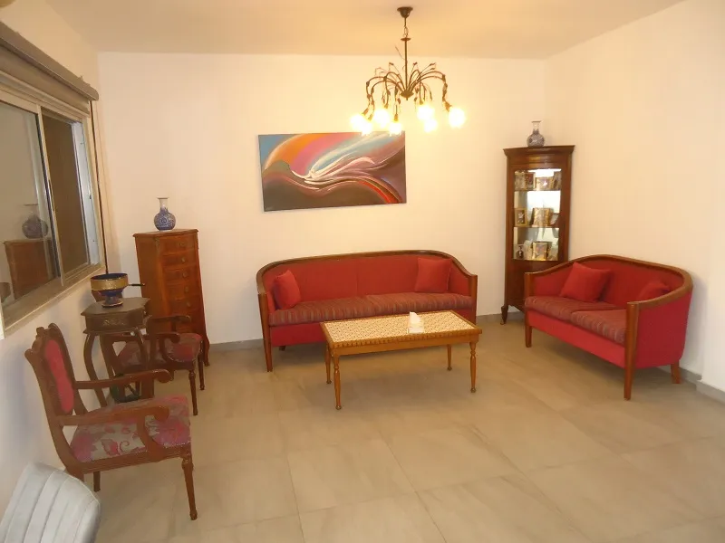 Apartment for Rent in Mansourieh — الصورة 2