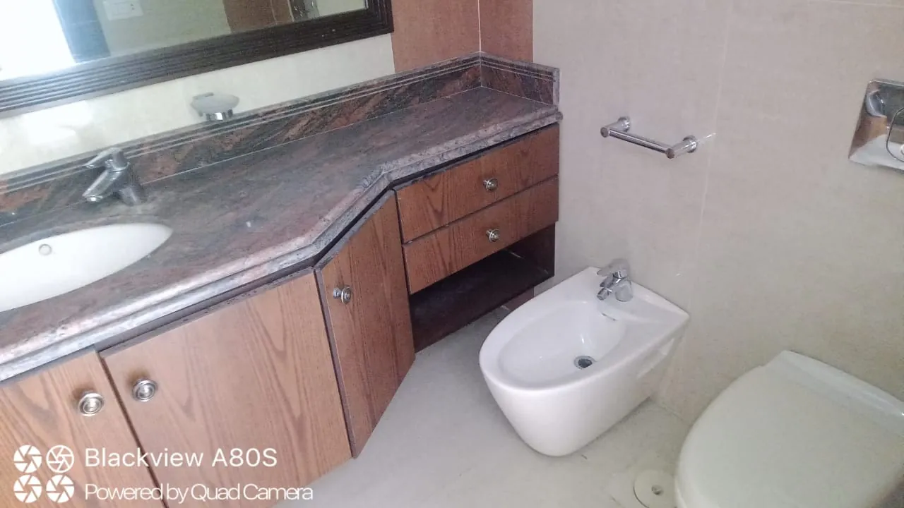 Whole Building for Sale in Beirut — photo 2