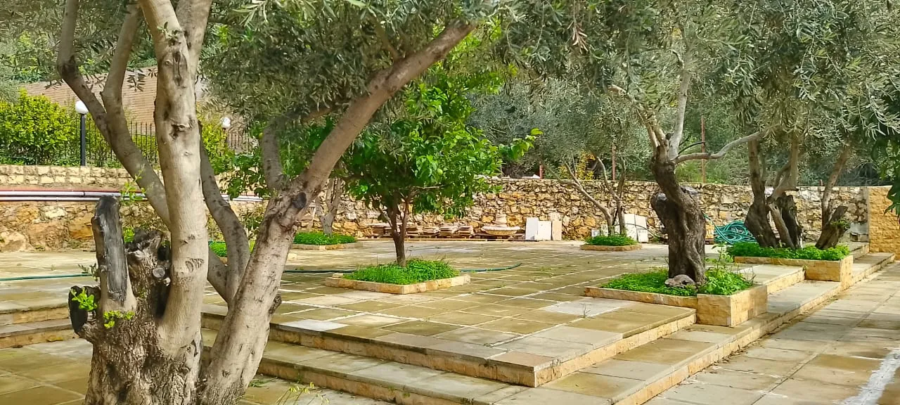 Land for Sale in Mansourieh