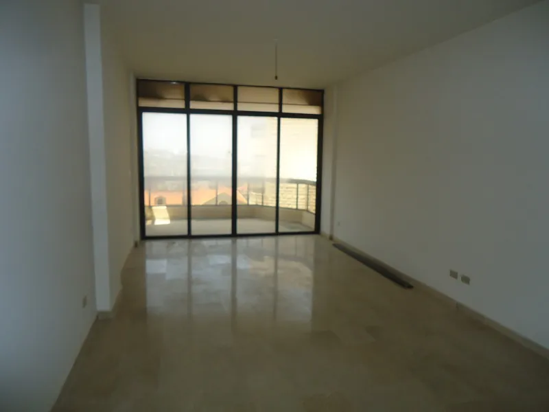 Apartment for Rent in Mansourieh — الصورة 2