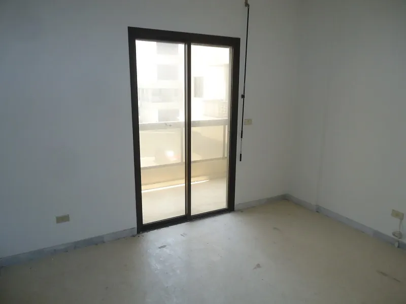 Apartment for Rent in Mansourieh — الصورة 4