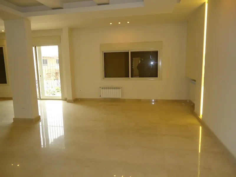 Villa for Sale in Baabdat — photo 2