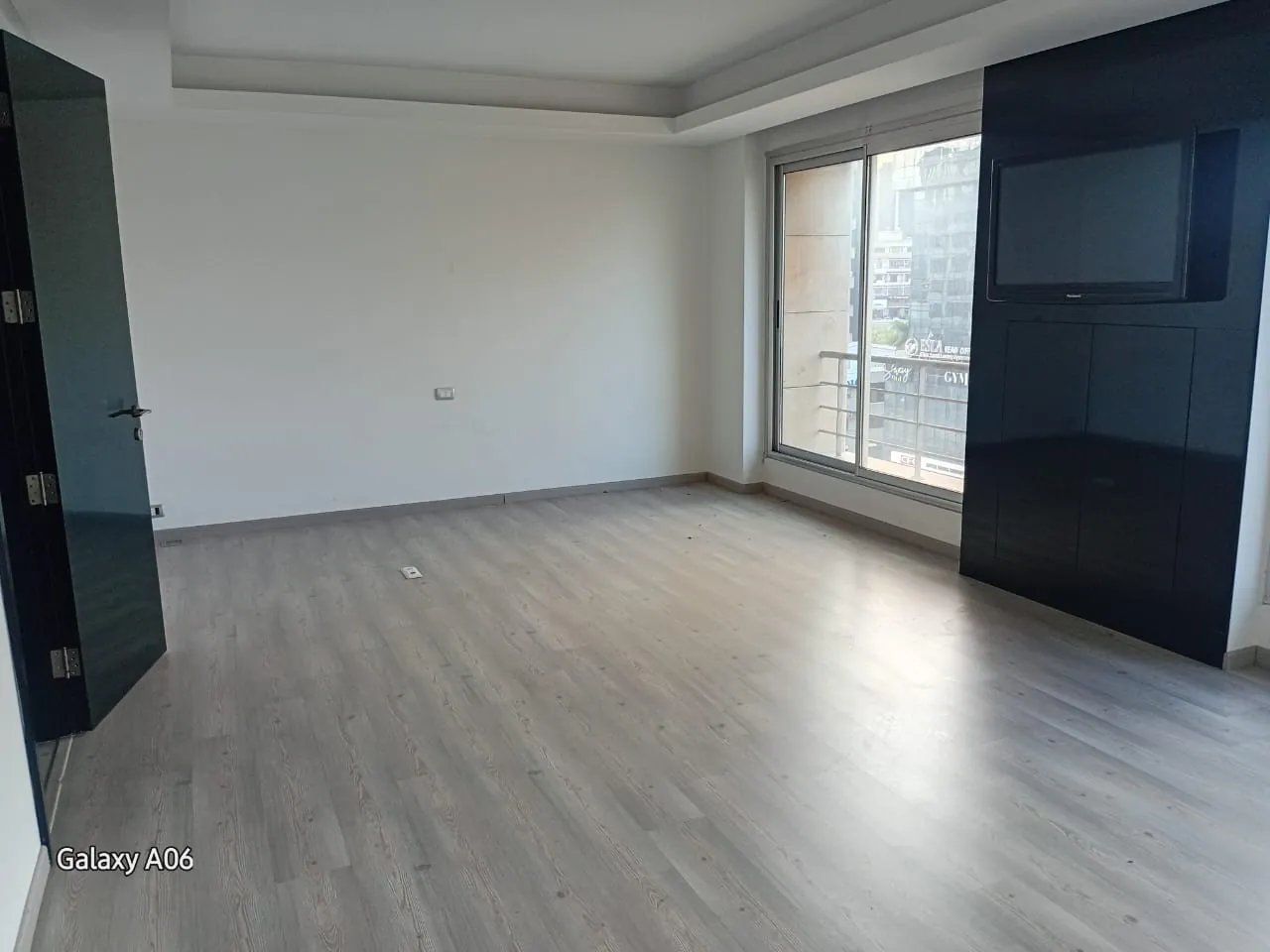 Office Space for Rent in Dekwaneh — الصورة 1
