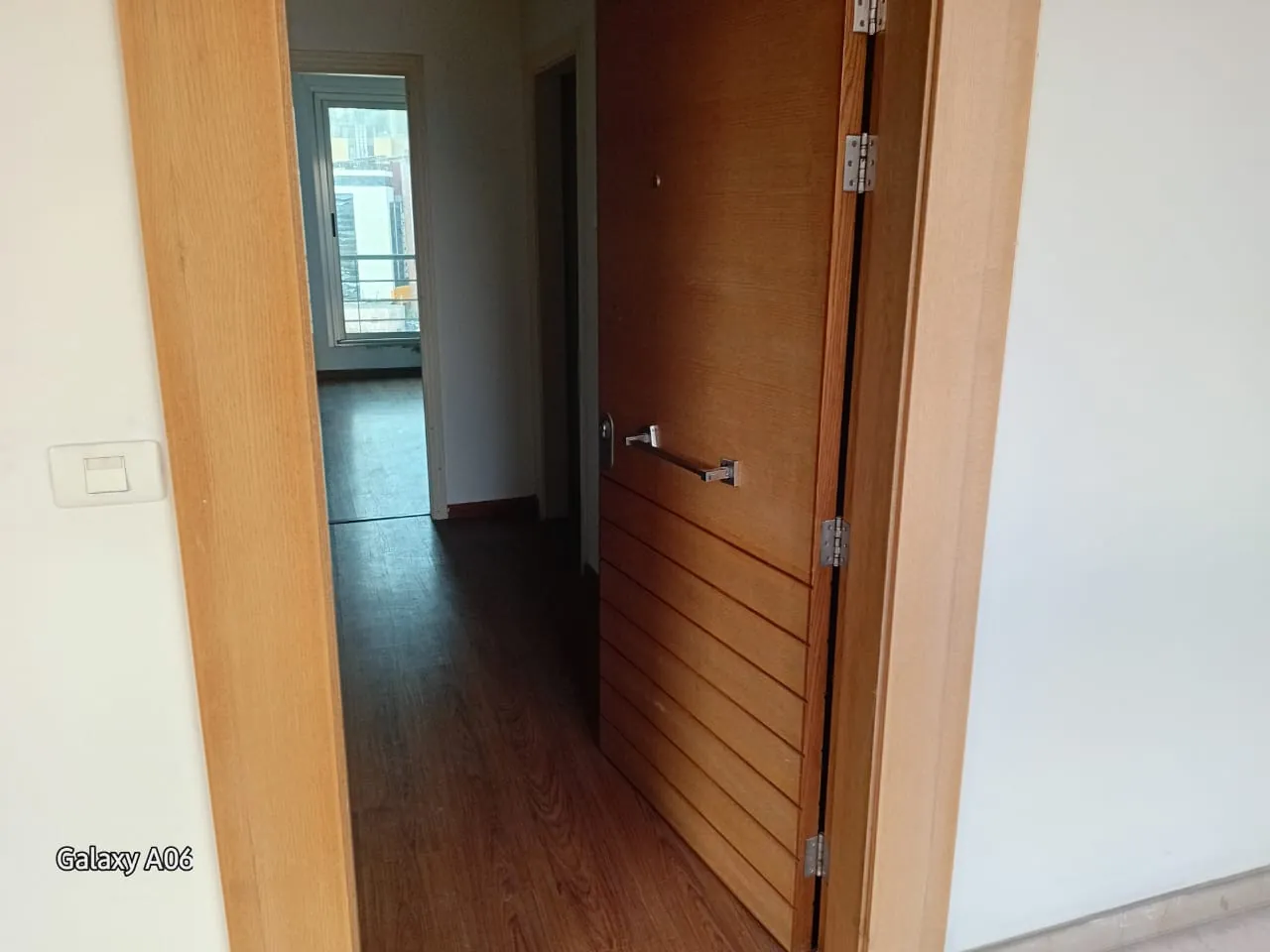Office Space for Rent in Dekwaneh — الصورة 3