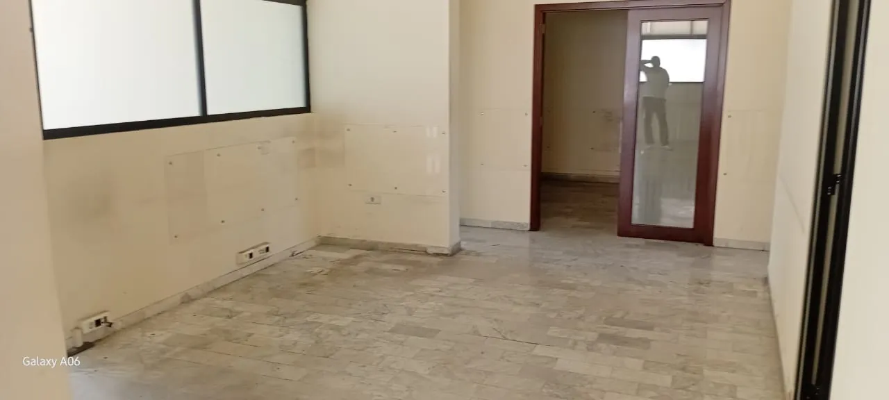 Office Space for Sale in Sin El Fil — photo 4