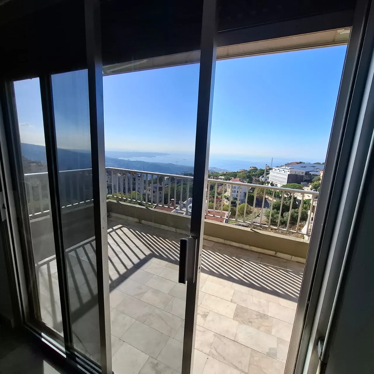 Apartment for Rent in Ballouneh — الصورة 2