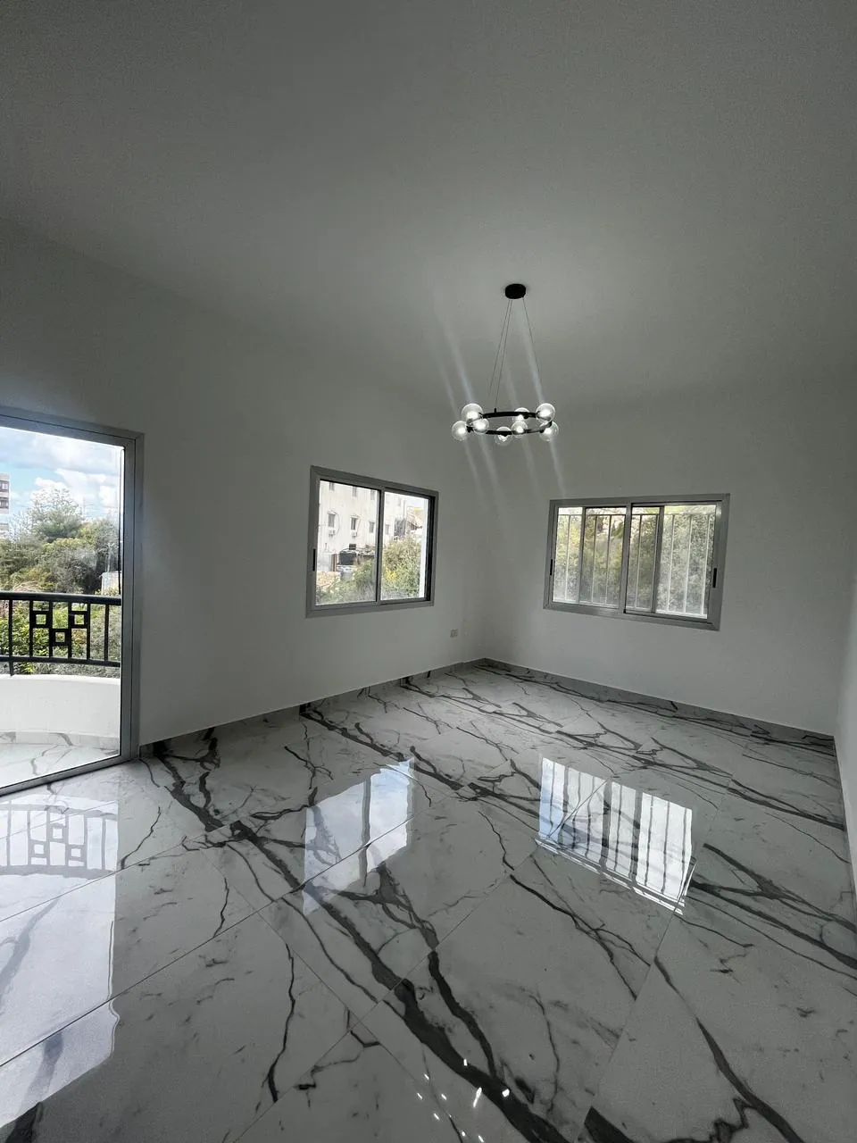 Apartment for Sale in Adma w Dafnah