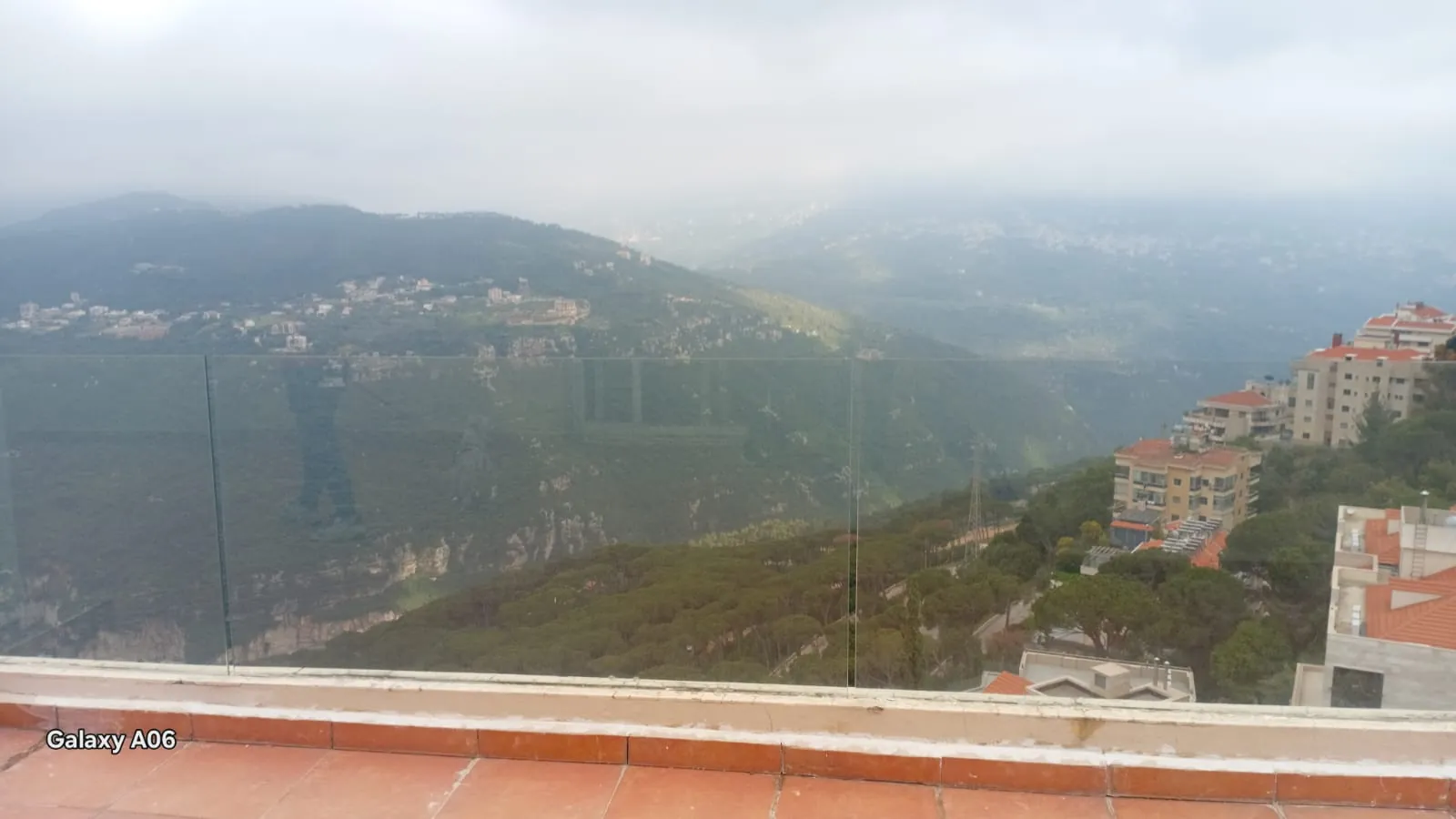 Rooftop for Rent in Beit Mery — الصورة 3