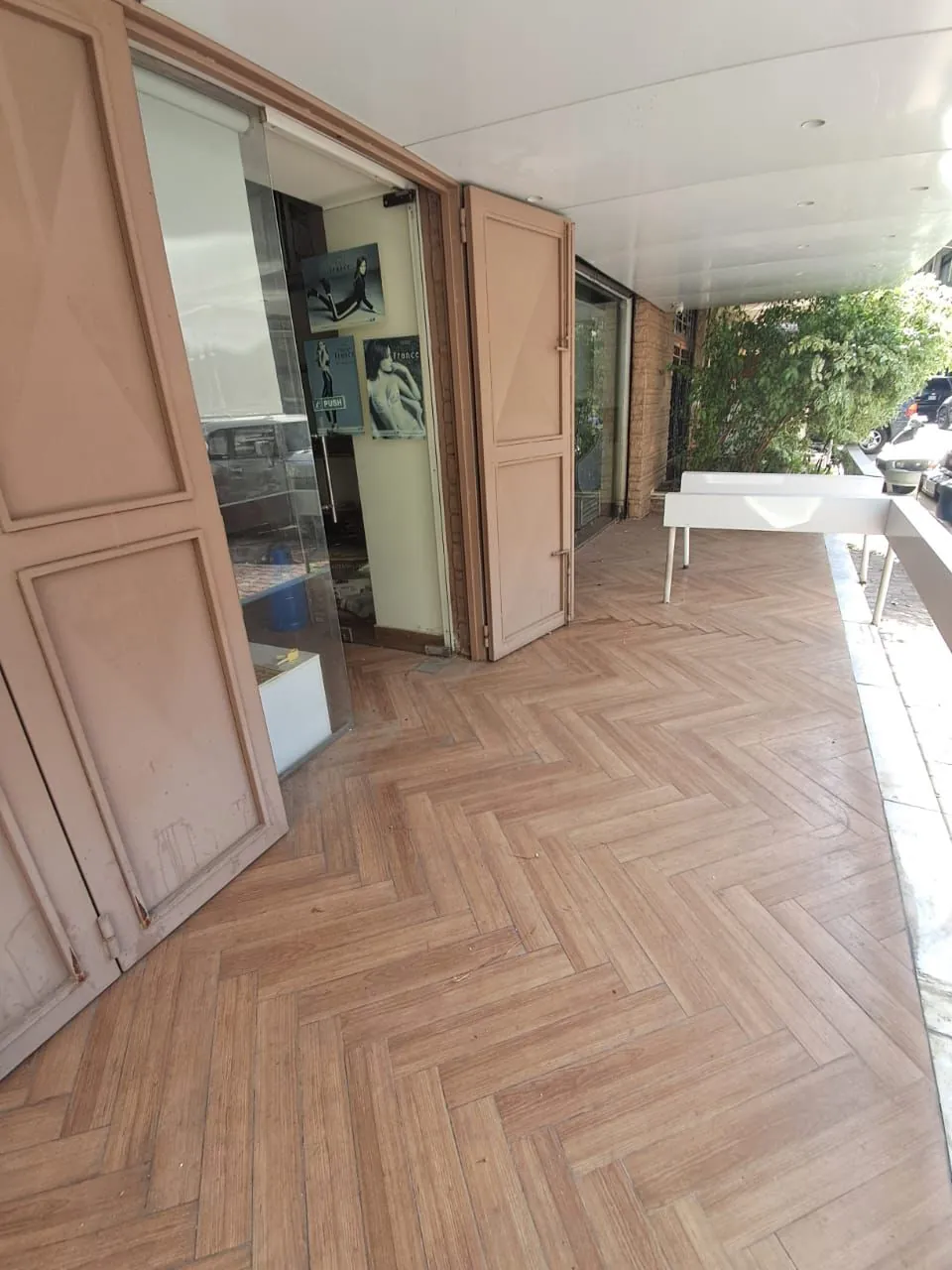 Shop for Sale in Hazmieh — photo 2