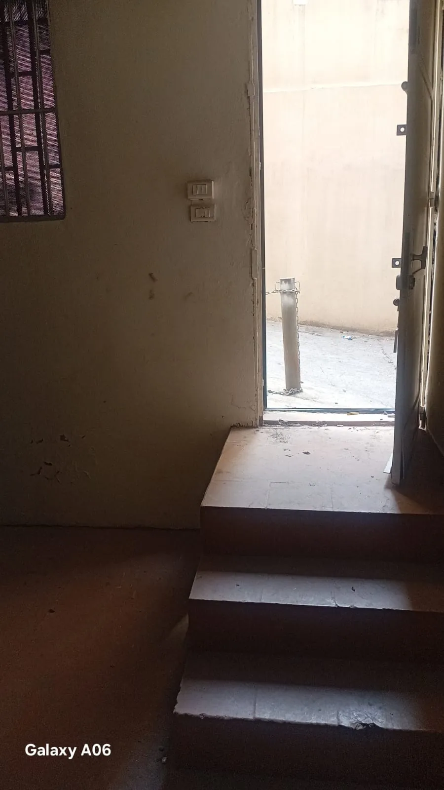 Warehouse for Sale in Jisr El Bacha — photo 4