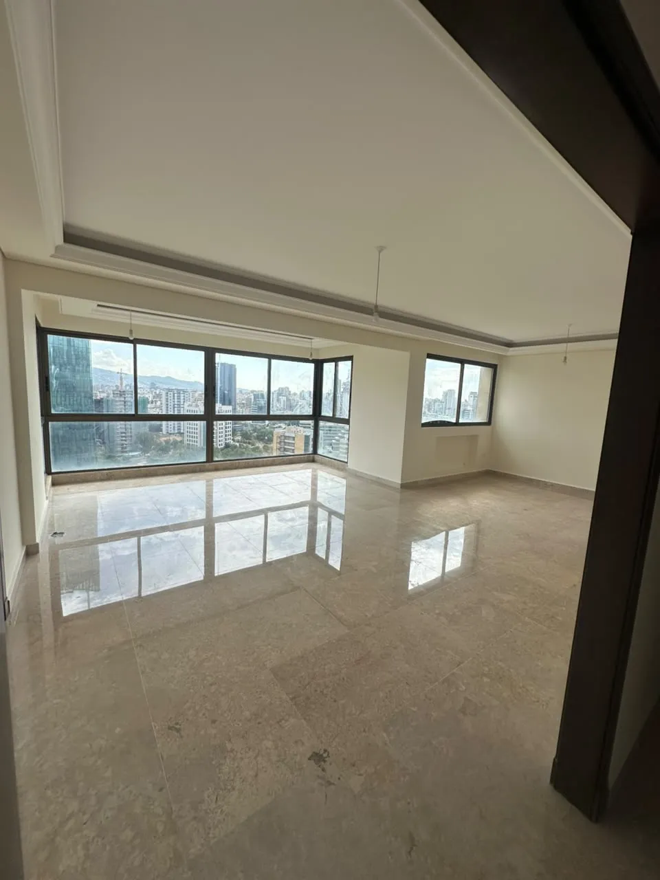Apartment for Sale in Sioufi