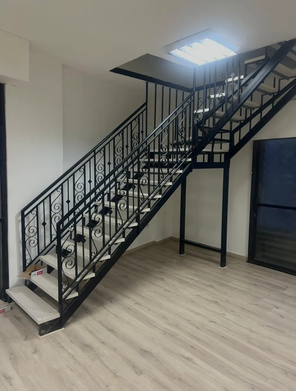 Shop for Rent in Beit Mery — الصورة 3